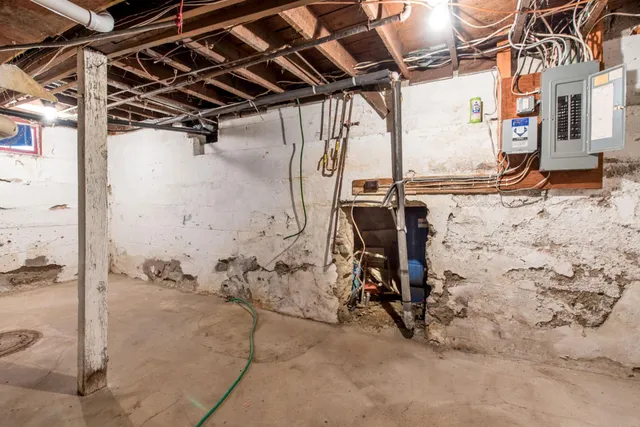 $395,000 | 1205 North Nokomis Northeast, Alexandria, MN 56308