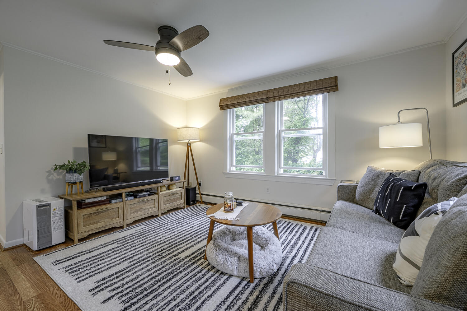 189 Woodside Road Brunswick, ME 04011 - Photo 22 of 65 189 Woodside Rd-18