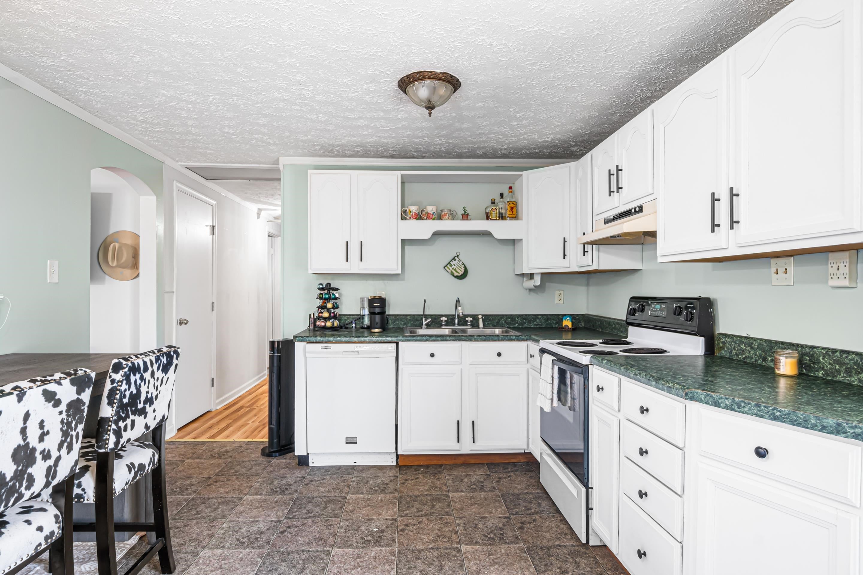 2274 Gingerbread Road Christiansburg, VA 24073 - Photo 15 of 39 Gallery Image 15