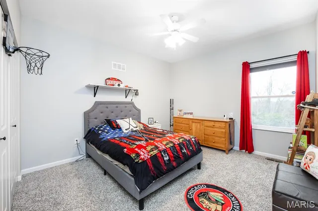 $300,000 | 1421 Fairwood Drive, Belleville, IL 62220