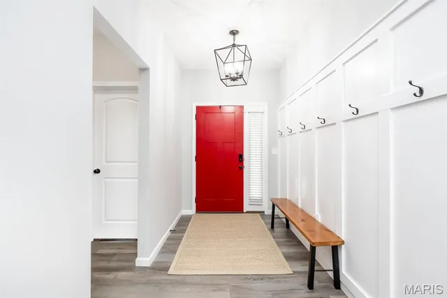 $300,000 | 1421 Fairwood Drive, Belleville, IL 62220