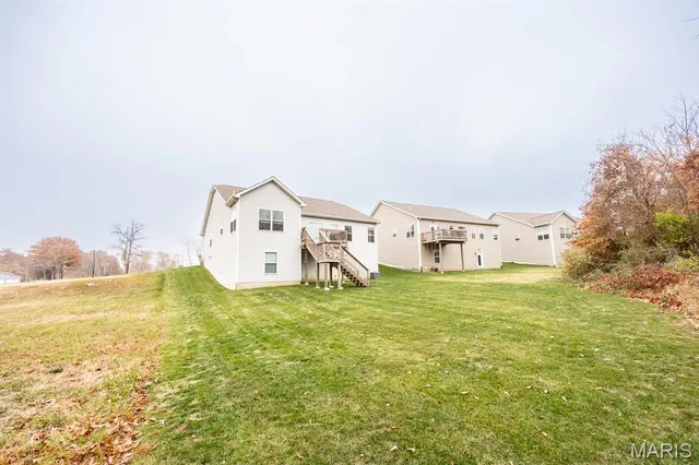 $300,000 | 1421 Fairwood Drive, Belleville, IL 62220