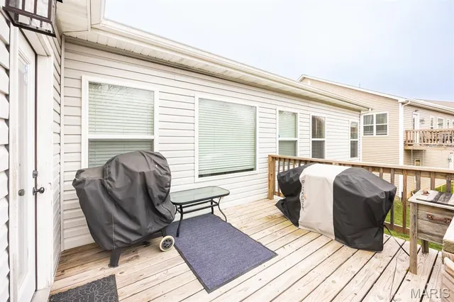 $300,000 | 1421 Fairwood Drive, Belleville, IL 62220