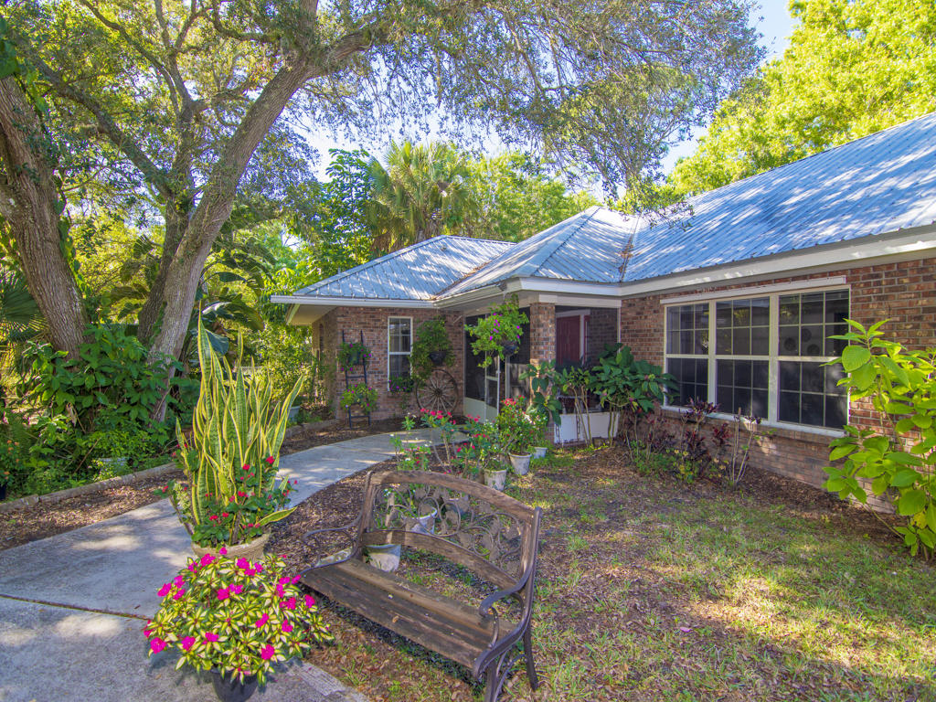 6880 Graham Road Fort Pierce, FL 34945 - Photo 4 of 41 6-image009