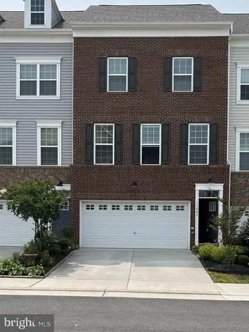 $3,200 | 11005 Blackburn Cove Lane, Manassas, VA 20109