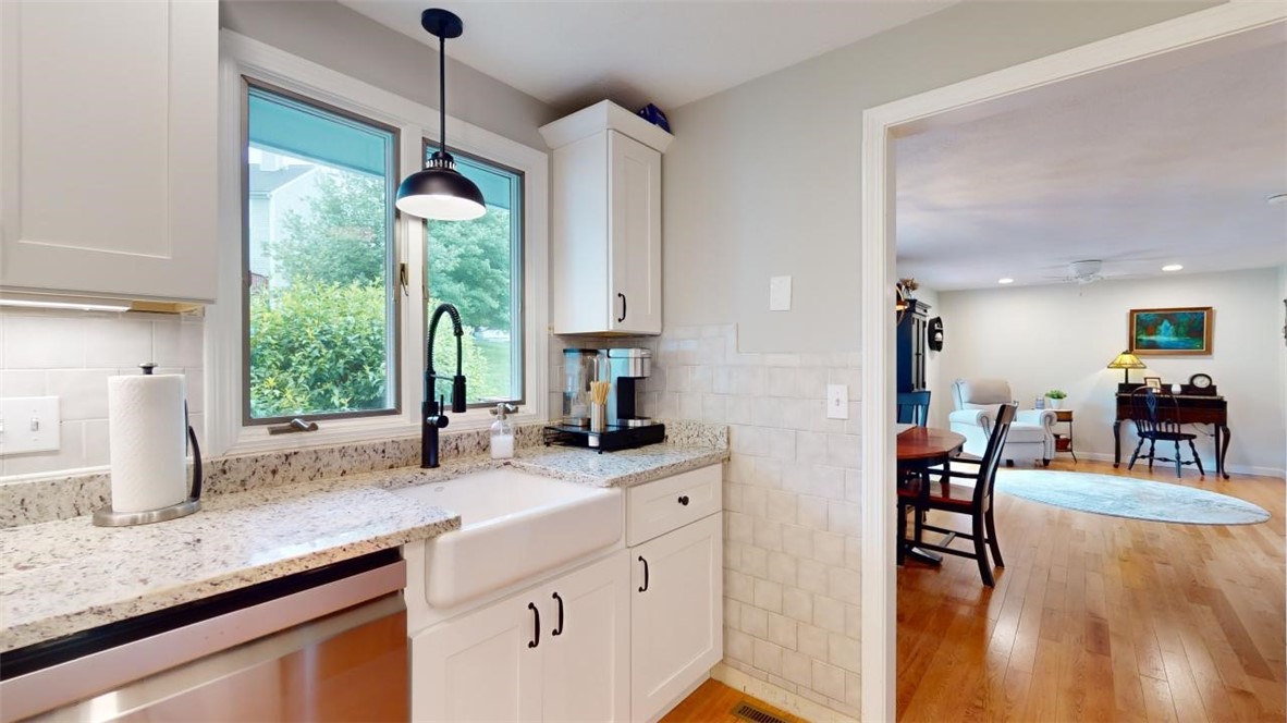 901 Brook Haven Lane Woonsocket, RI 02895 - Photo 13 of 34