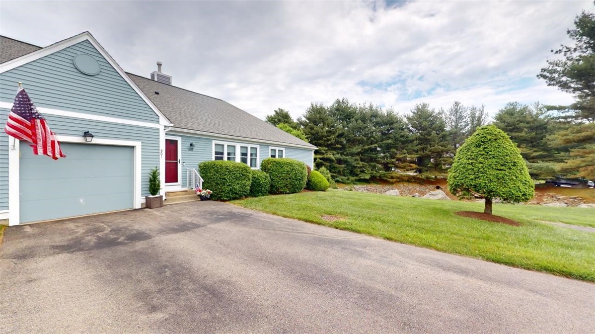 901 Brook Haven Lane Woonsocket, RI 02895 - Photo 4 of 34