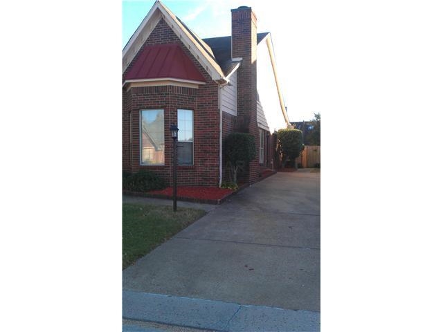 6769 Ross Ridge Drive Memphis, TN 38141 - Photo 2 of 25 a view of a house with a small entryway