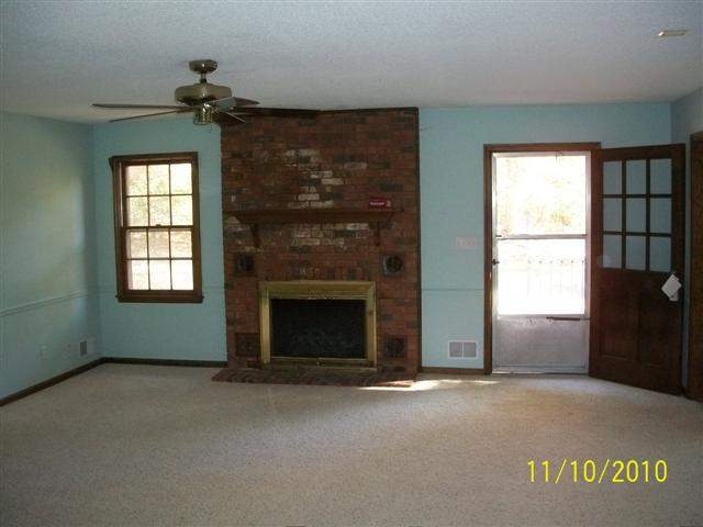 5407 Reidville Road Moore, SC 29369 - Photo 2 of 8 Gallery Image 2