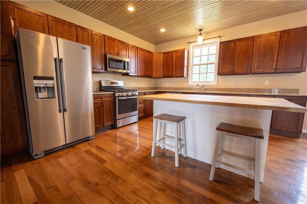 336 Shenango Road Beaver Falls, PA 15010 - Photo 3 of 39 Gallery Image 3