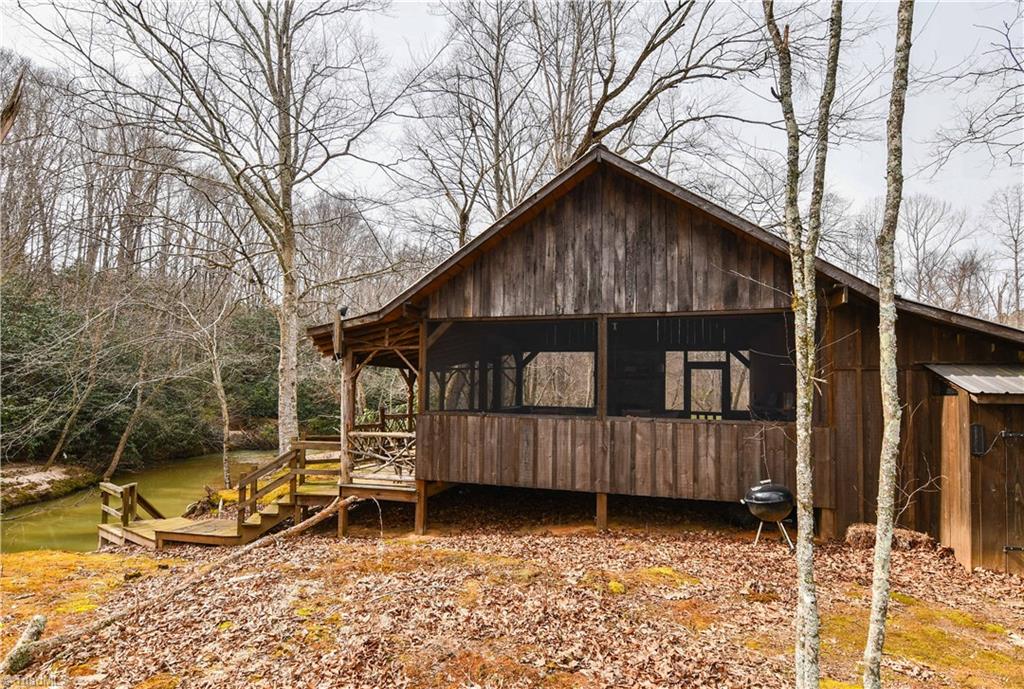 14 Matthews Road Pilot Mountain, NC 27041 - Photo 11 of 25 Gallery Image 11