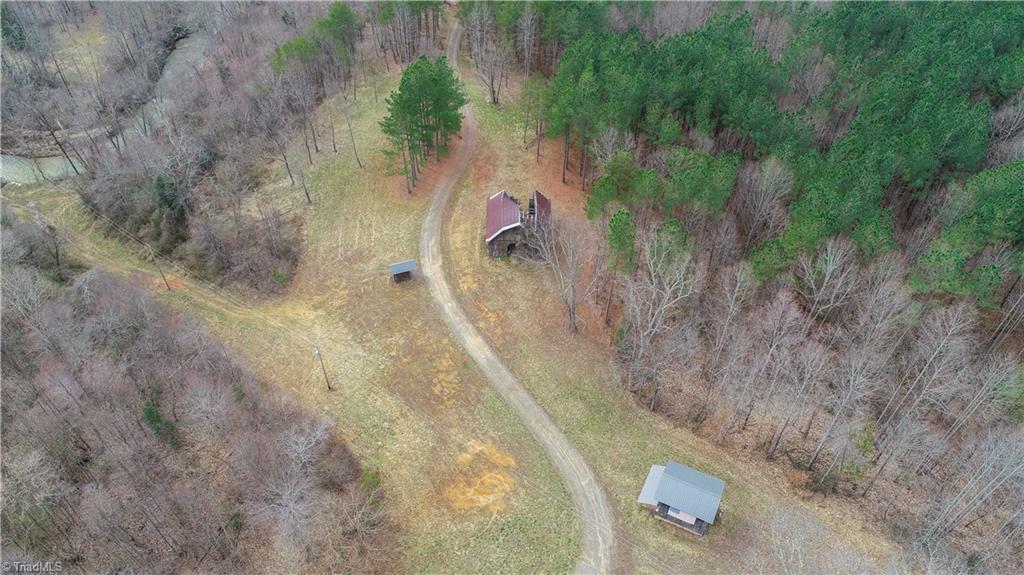 14 Matthews Road Pilot Mountain, NC 27041 - Photo 19 of 25 Gallery Image 19