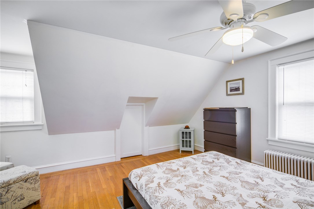 13 Cummings Road Newport, RI 02840 - Photo 20 of 40