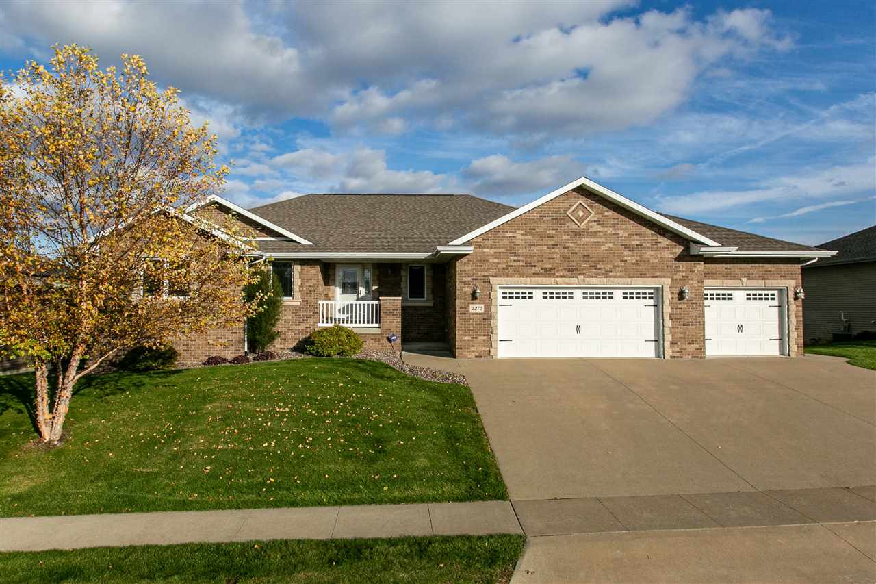 2272 Antler Ridge Drive Dubuque, IA 52002 - Photo 1 of 25 Gallery Image 1