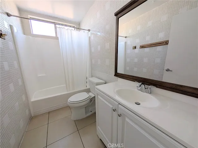 $4,000 | 914 West Alton Avenue, Santa Ana, CA 92707