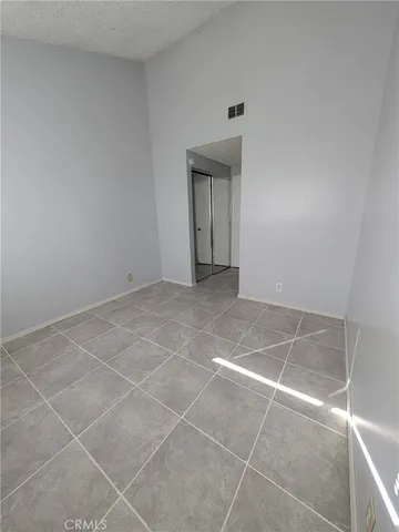 $4,000 | 914 West Alton Avenue, Santa Ana, CA 92707