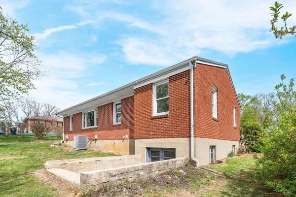 $314,900 | 162 Brooklawn Drive, Lynchburg, VA 24502