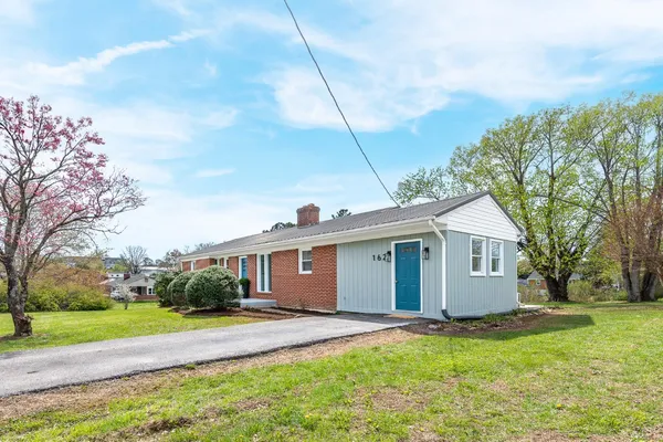 $314,900 | 162 Brooklawn Drive, Lynchburg, VA 24502