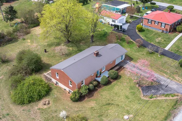 $314,900 | 162 Brooklawn Drive, Lynchburg, VA 24502