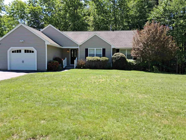 $499,900 | 4 Sterling Way, Hudson, NH 03051