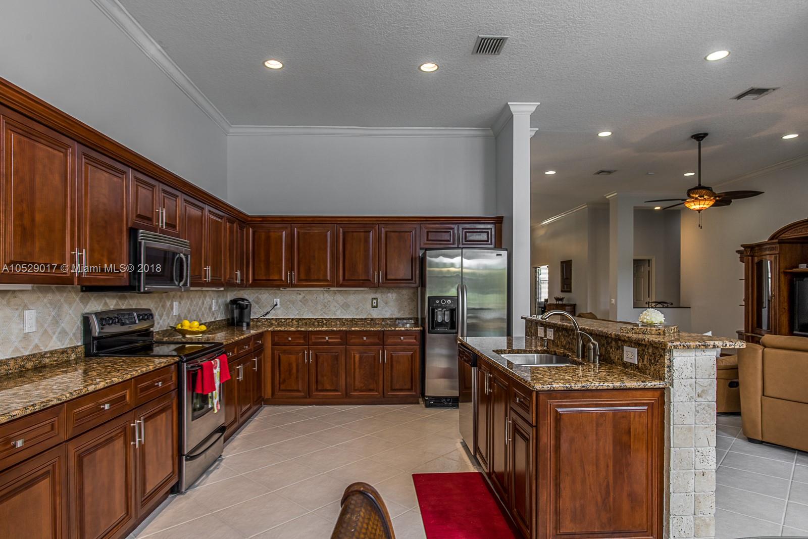 1270 Leeward Way Weston, FL 33327 - Photo 19 of 39