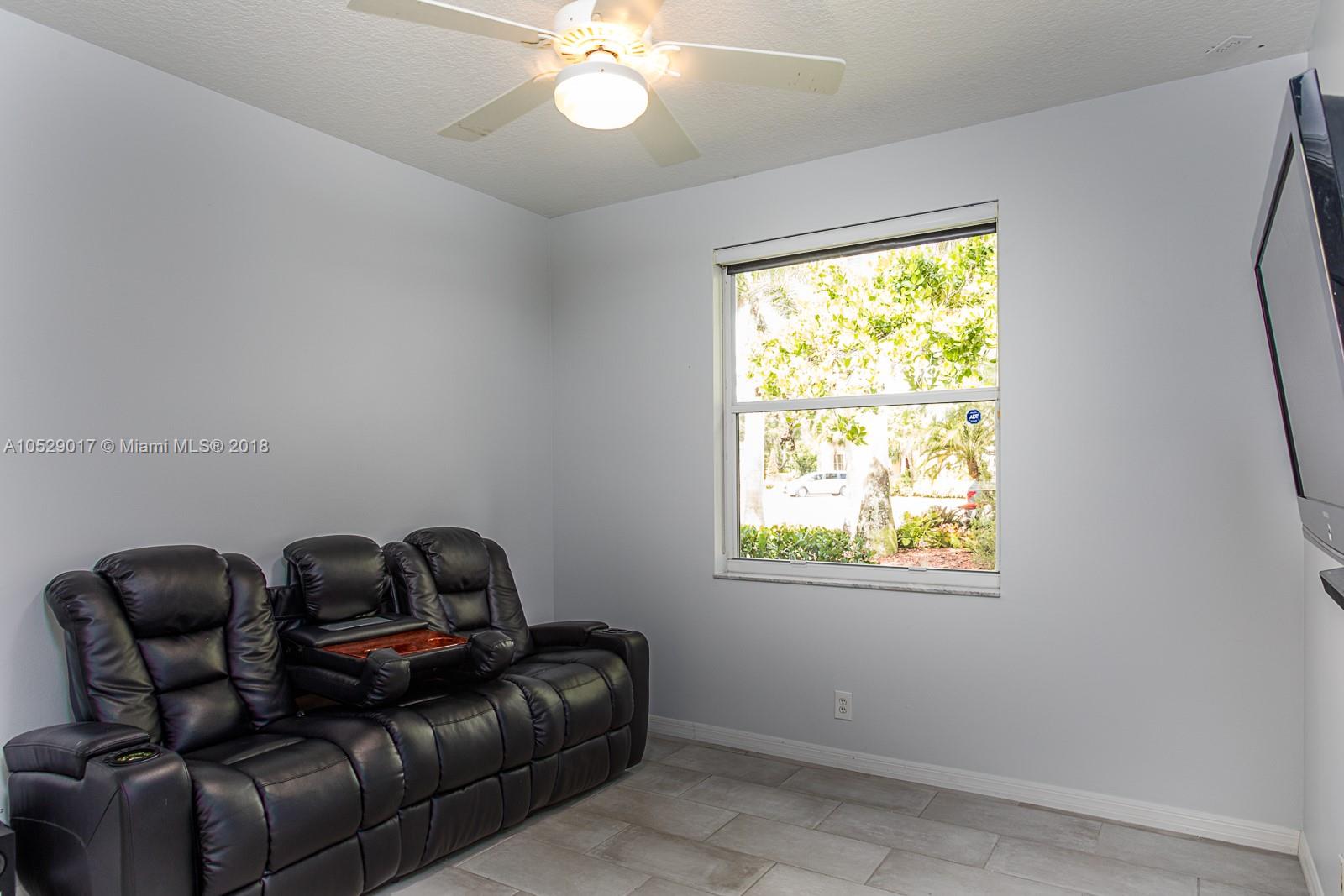 1270 Leeward Way Weston, FL 33327 - Photo 25 of 39