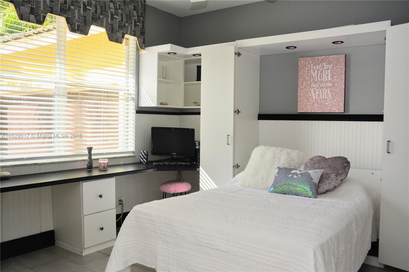 1270 Leeward Way Weston, FL 33327 - Photo 34 of 39