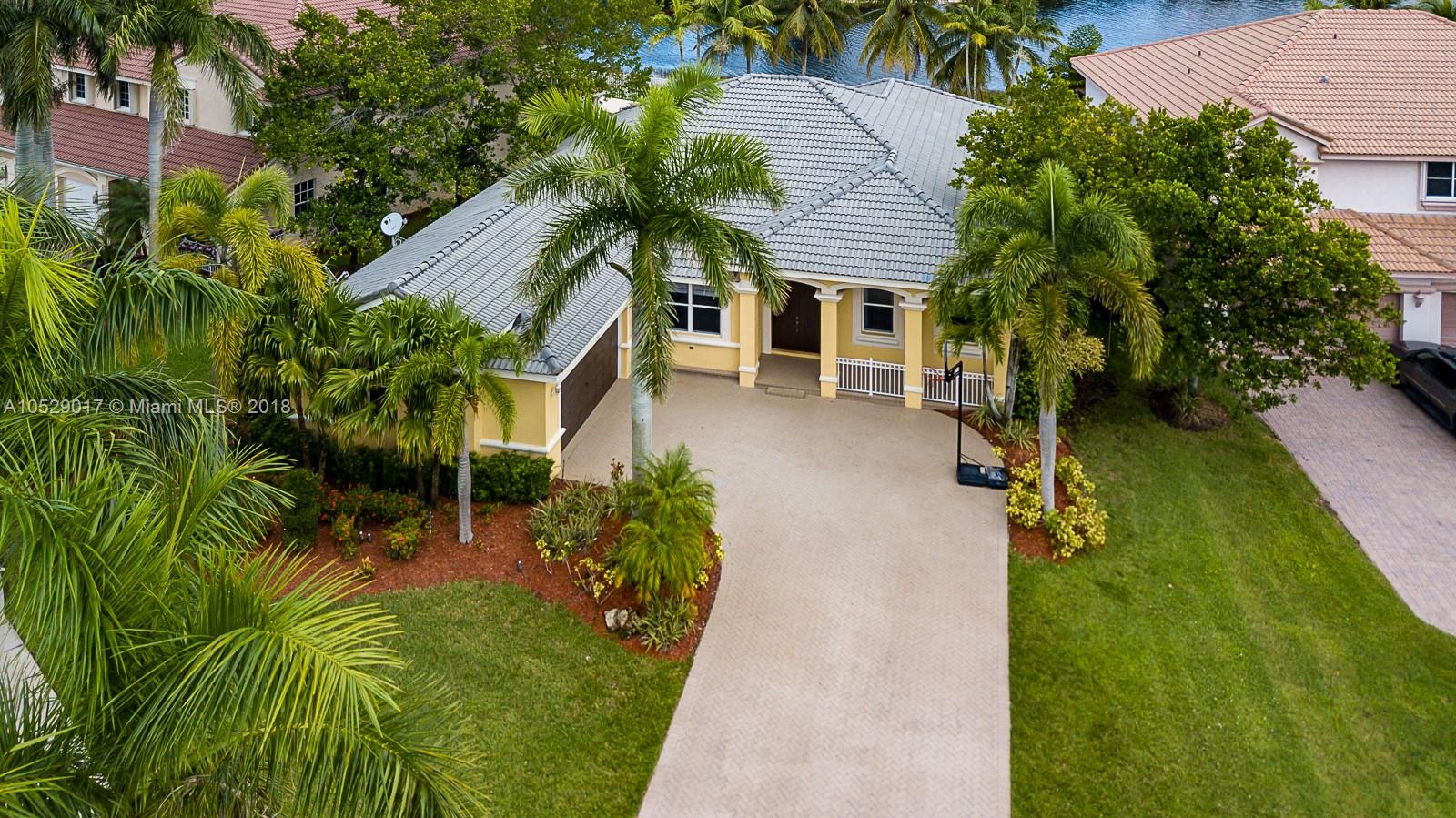 1270 Leeward Way Weston, FL 33327 - Photo 5 of 39