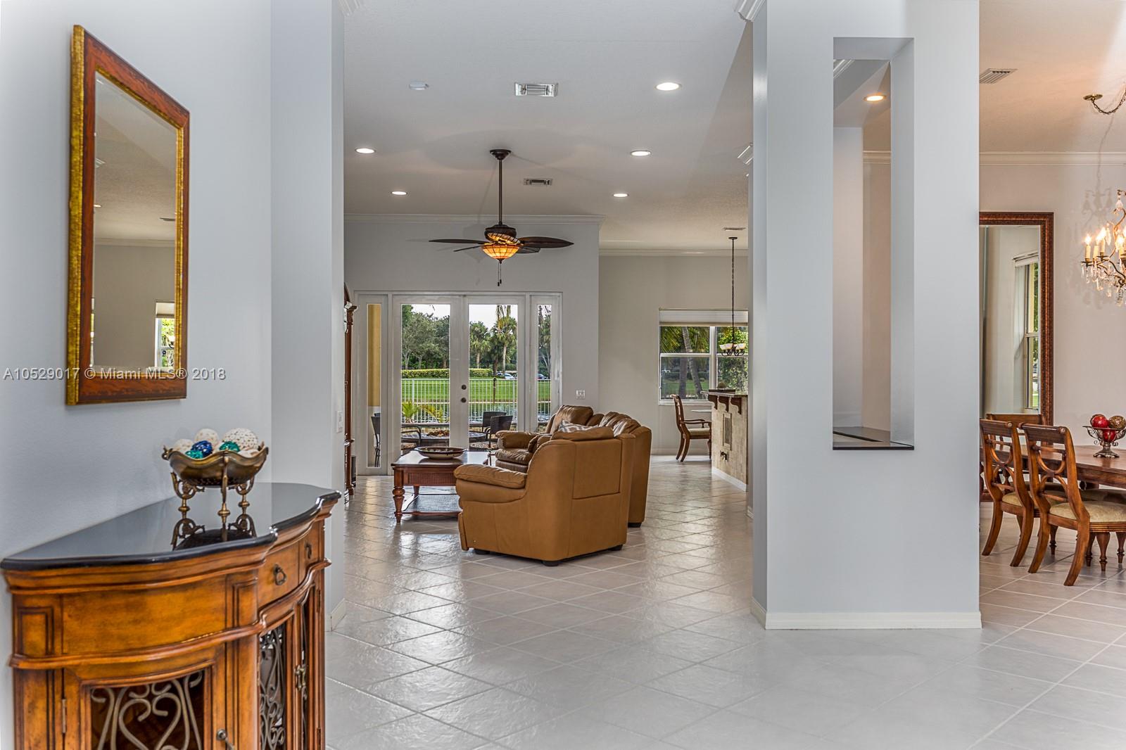 1270 Leeward Way Weston, FL 33327 - Photo 10 of 39