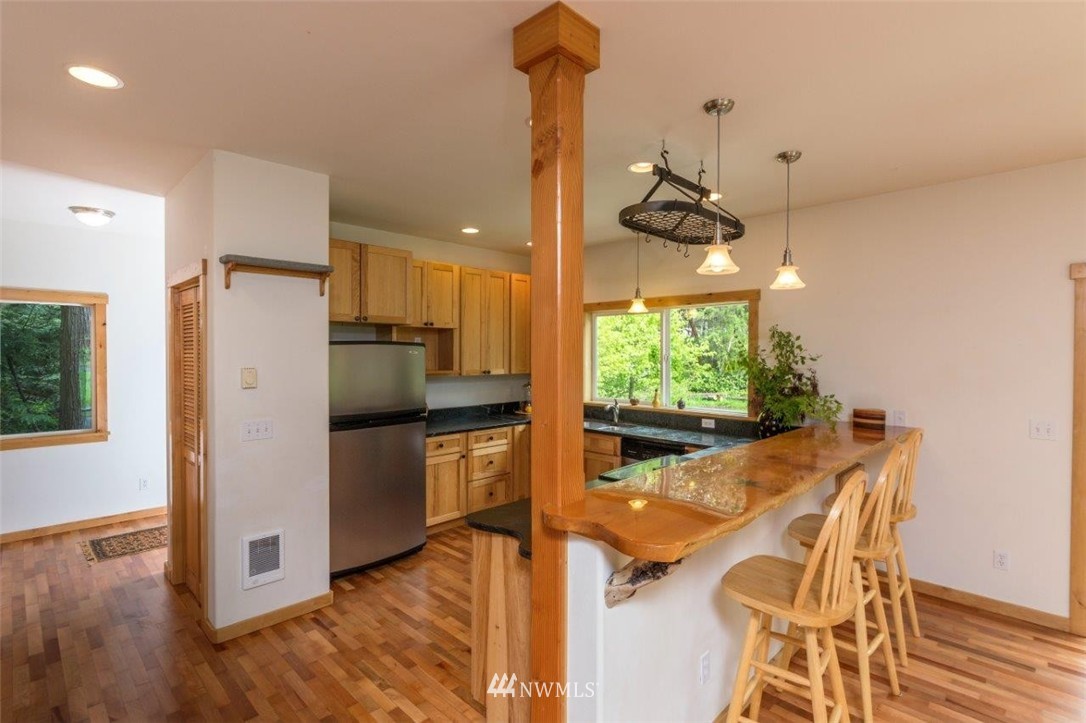 1275 South Discovery Road Port Townsend, WA 98368 - Photo 13 of 25 Gallery Image 13