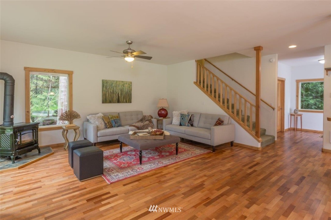 1275 South Discovery Road Port Townsend, WA 98368 - Photo 9 of 25 Gallery Image 9
