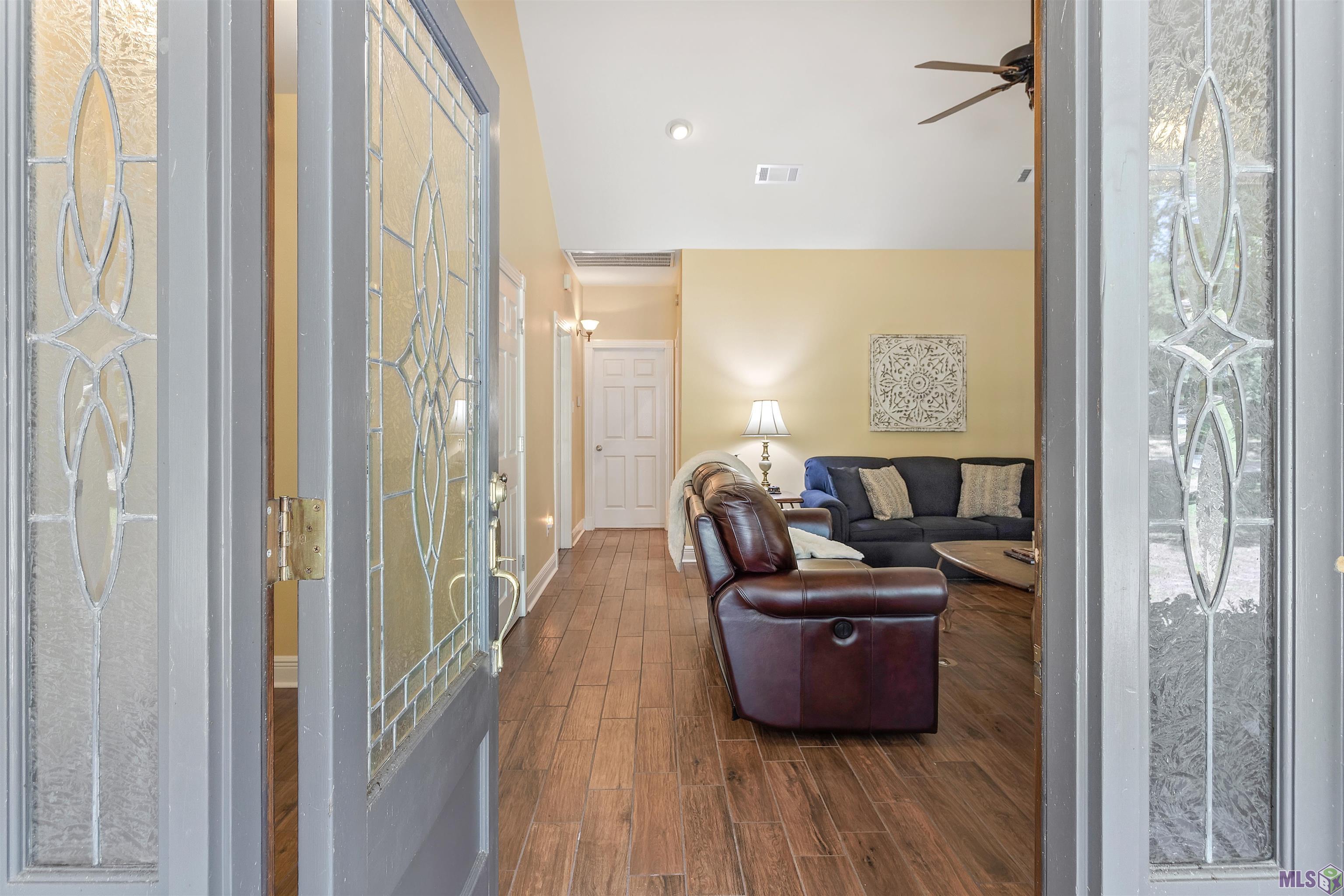 18377 Belle Grove Road Prairieville, LA 70769 - Photo 3 of 31 Gallery Image 3