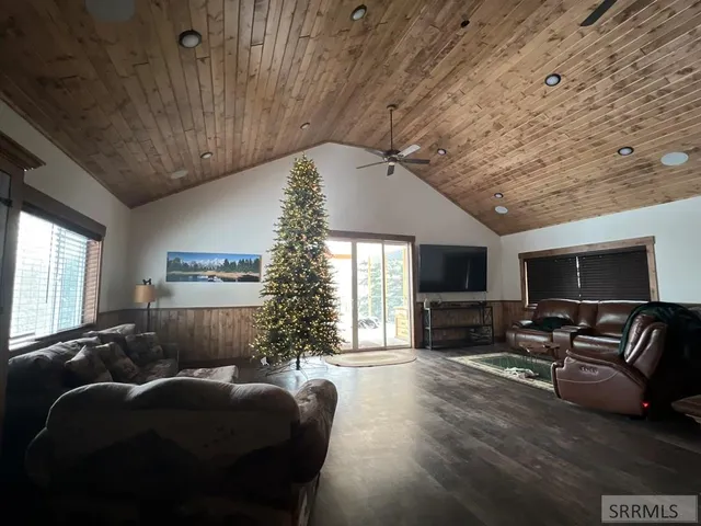 $1,750,000 | 1660 Last Resort Lane, Ashton, ID 83420