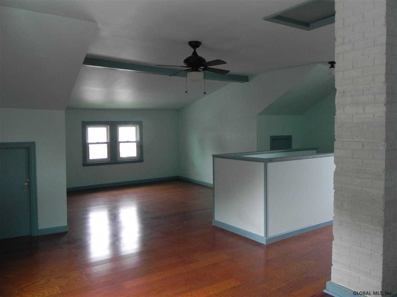 12 Osborne Road Colonie, NY 12205 - Photo 6 of 22 Photo 6