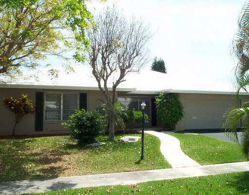 1232 Tamarind Way Boca Raton, FL 33486 - Photo 1 of 1 Primary Photo