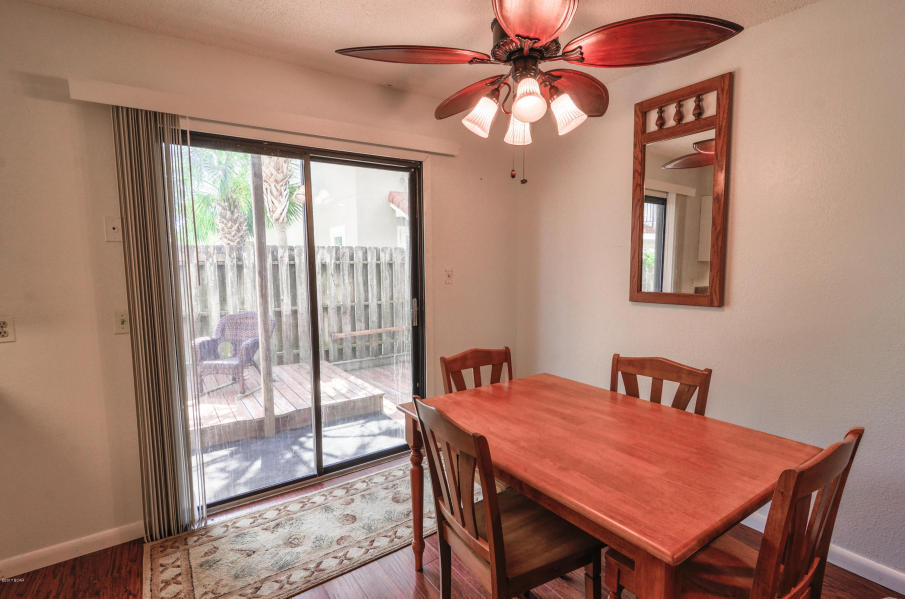 200 Southfields Road, Unit A Panama City Beach, FL 32413 - Photo 8 of 27 Dining Area