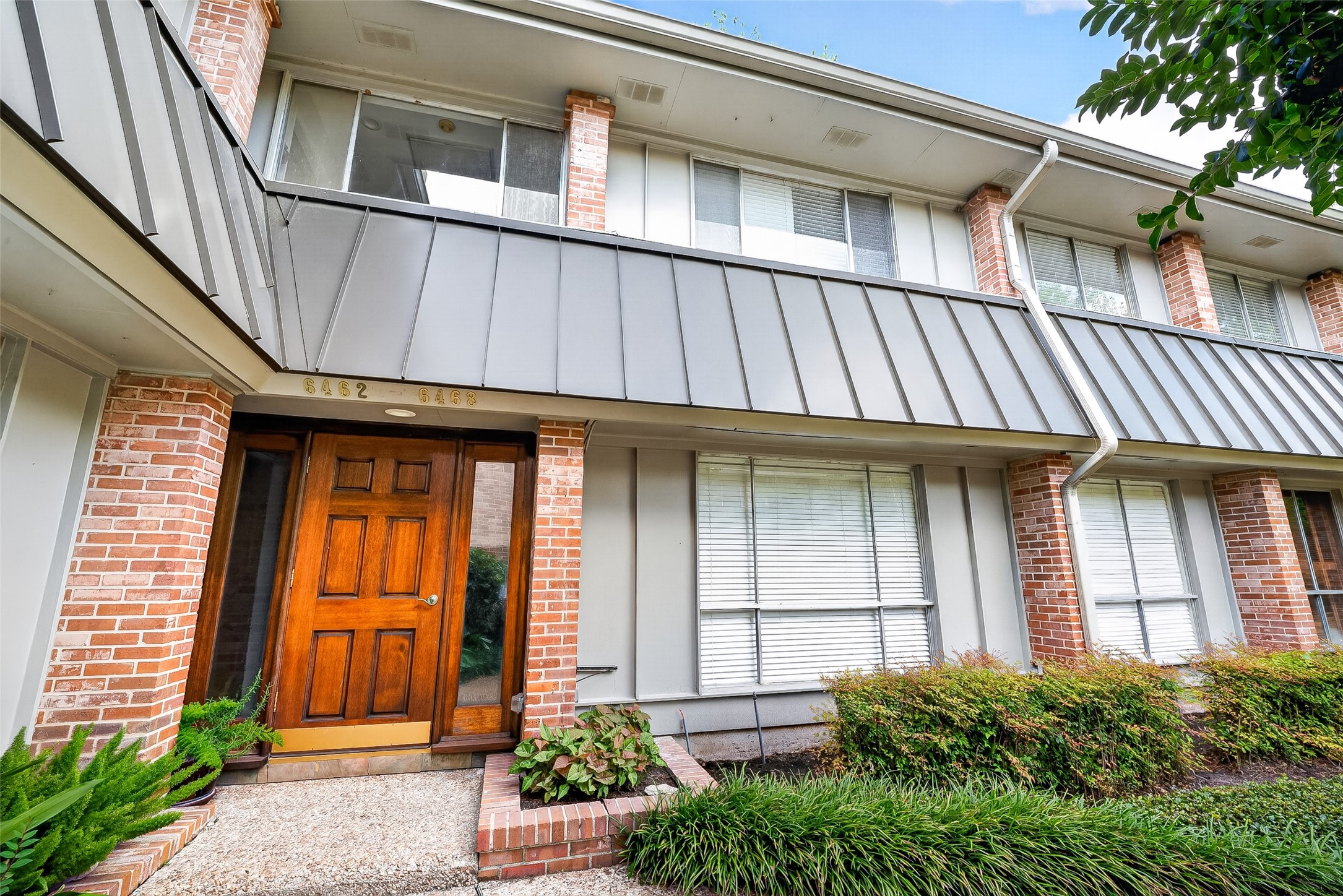6466 Bayou Glen Road, Unit 6466 Houston, TX 77057 - Photo 2 of 34