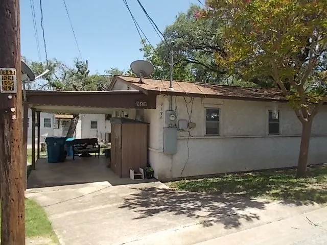 $350,000 | 912 Tivy Street, Kerrville, TX 78028