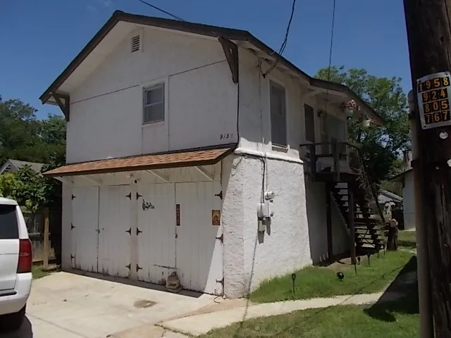 $350,000 | 912 Tivy Street, Kerrville, TX 78028