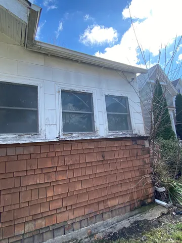 $275,000 | 113 Bluff Avenue, La Grange, IL 60525