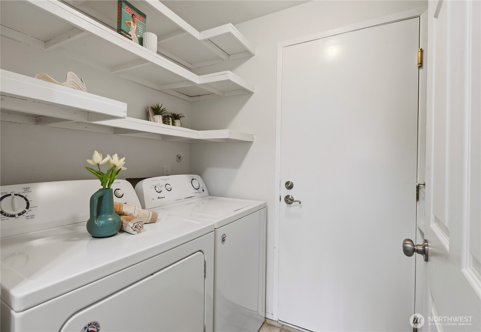 1016 215th Street Southeast Bothell, WA 98021 - Photo 21 of 40