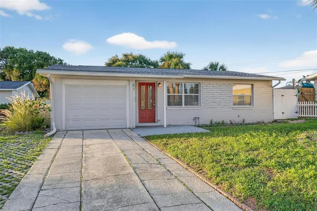 $325,000 | 61 Sunny Shores Drive, Ormond Beach, FL 32176