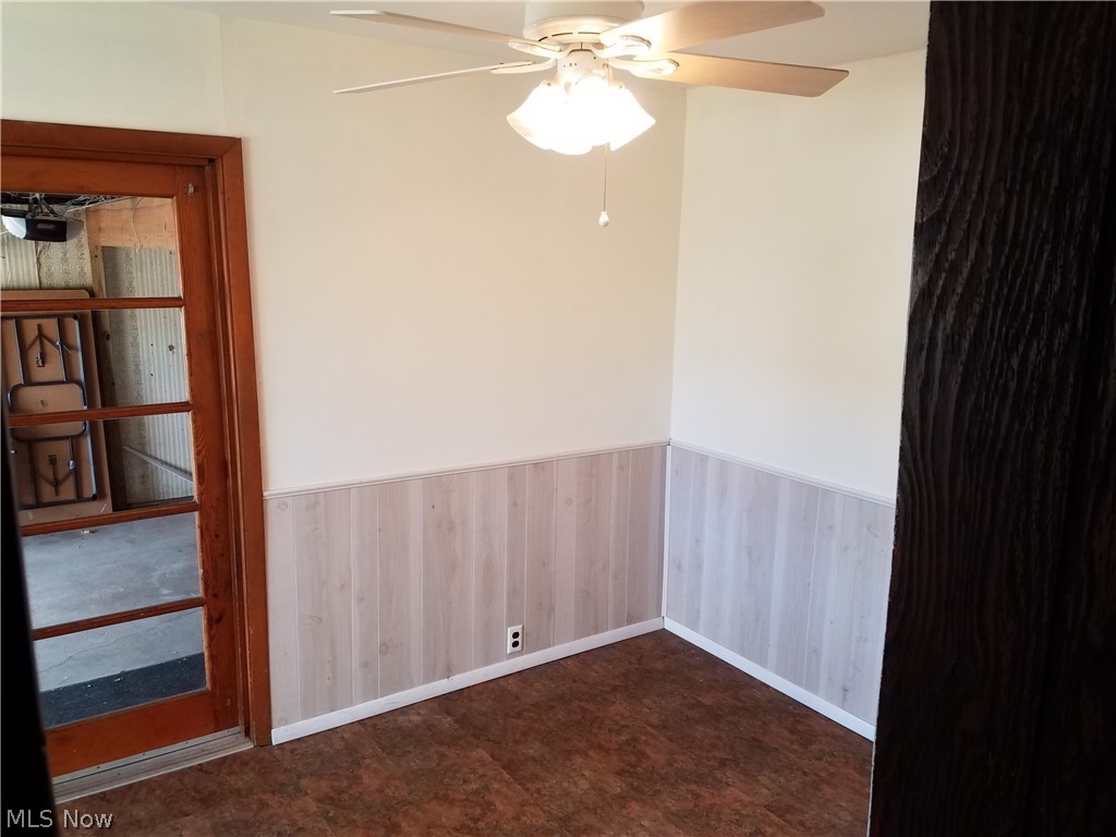 36865 Sugar Ridge Road North Ridgeville, OH 44039 - Photo 4 of 17 Dining room with door to garage