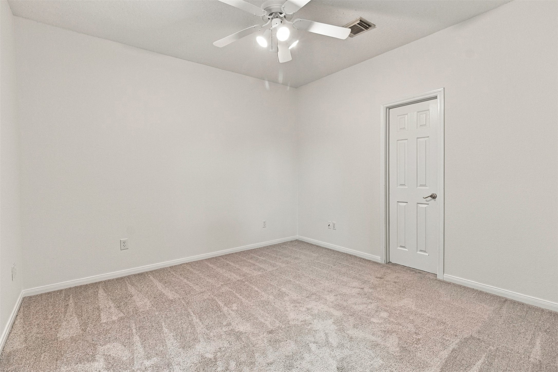 101 Rustic Lane Friendswood, TX 77546 - Photo 39 of 44 Gallery Image 39