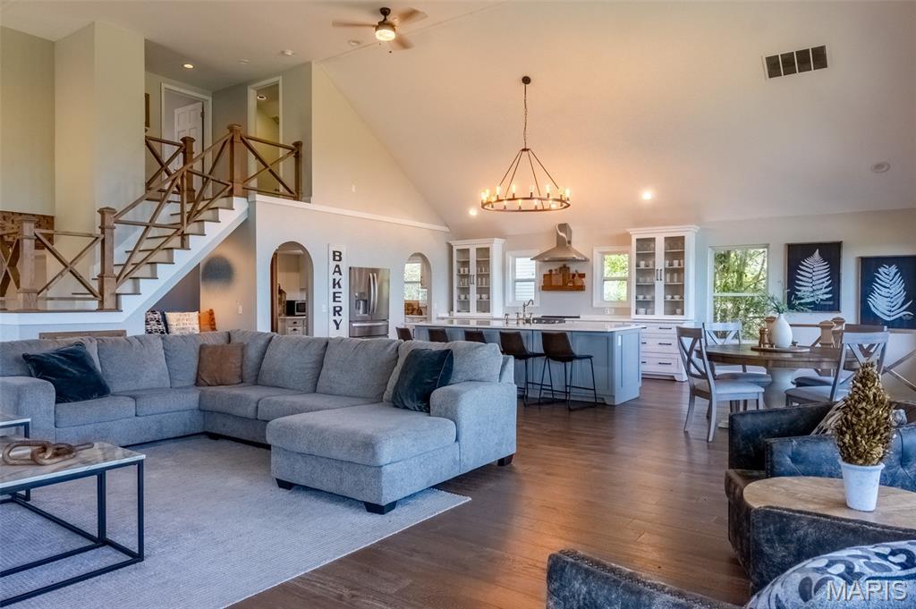 1845 Flottmann Road Gerald, MO 63037 - Photo 5 of 87 Gallery Image 5