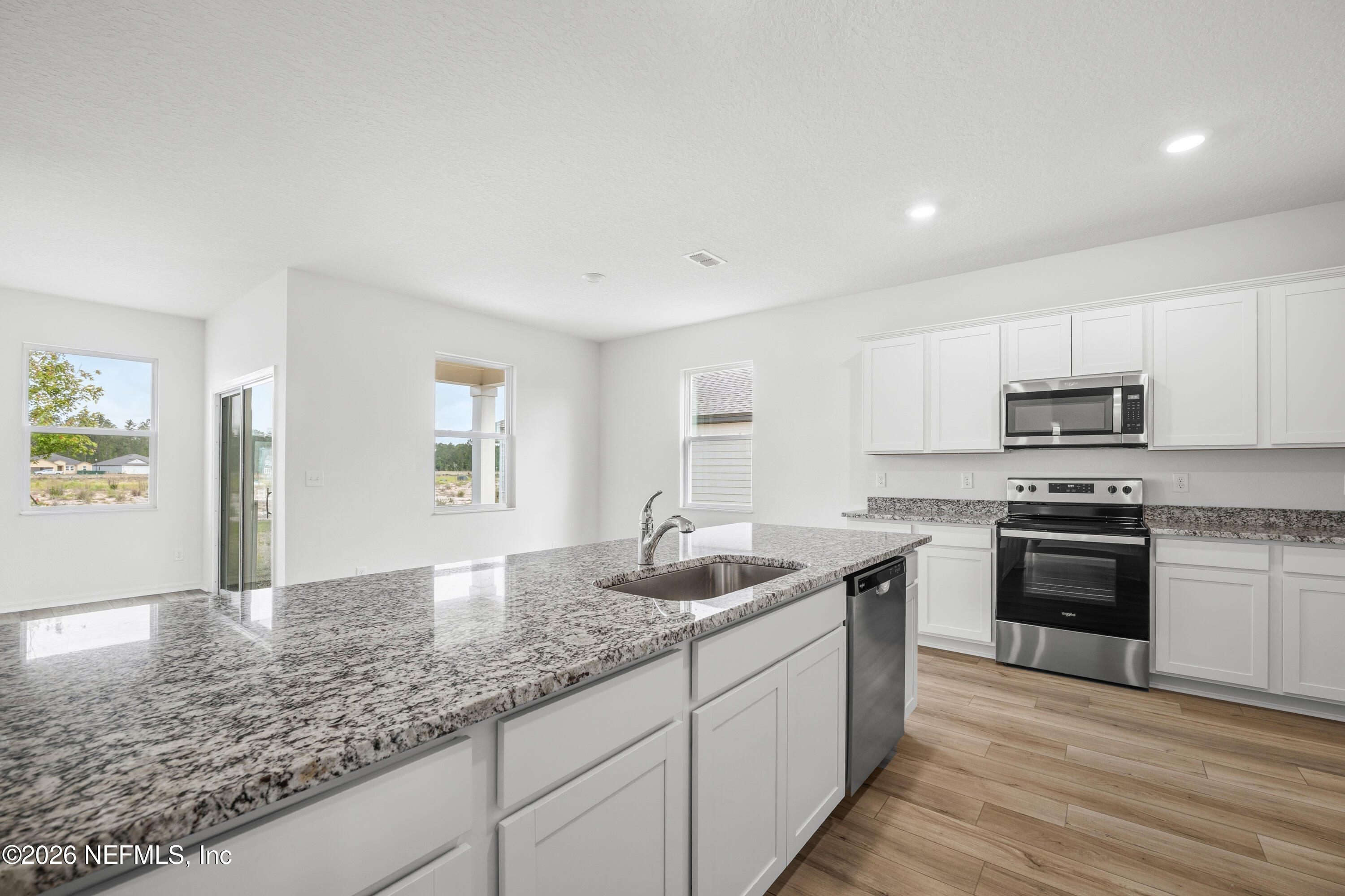 6917 Myrtle Oak Road Jacksonville, FL 32219 - Photo 24 of 63 19 Kitchen