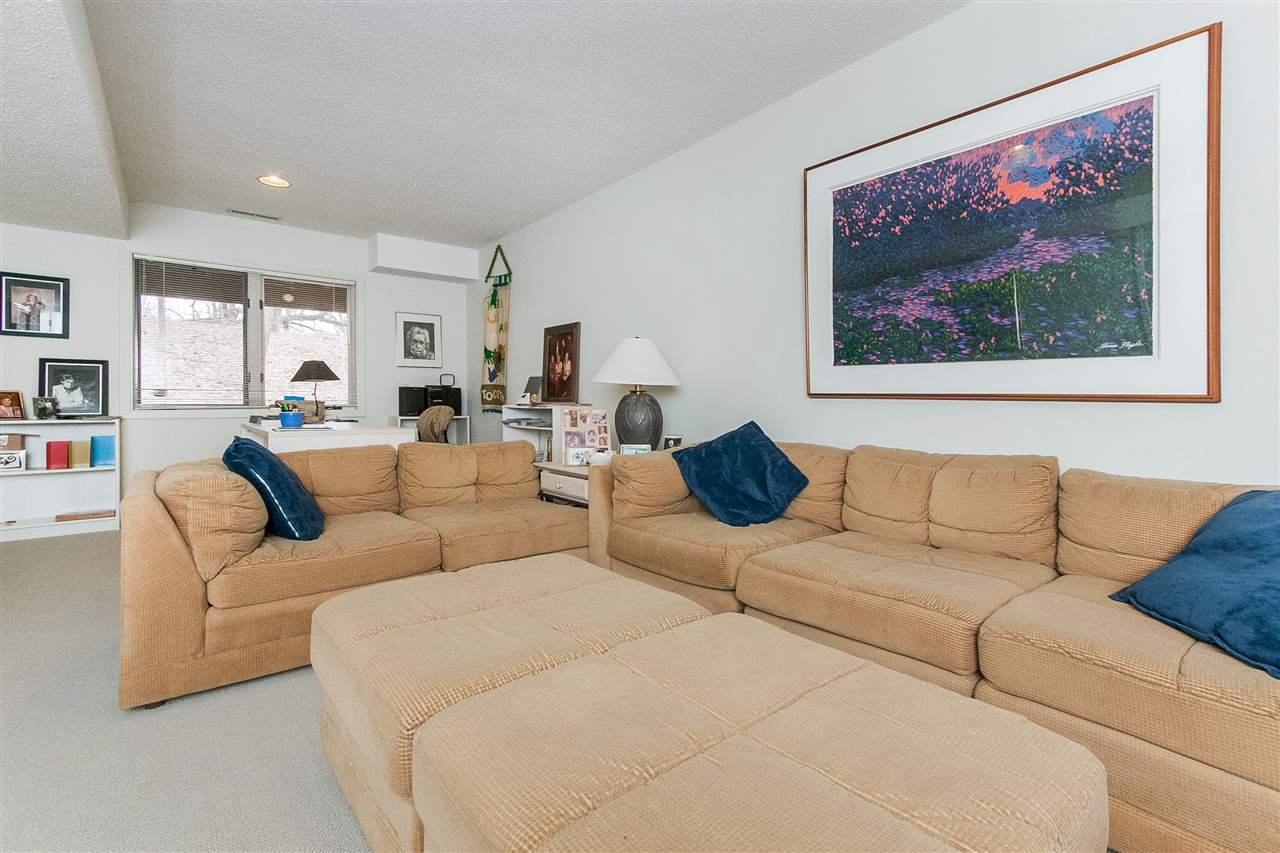 725 Beaver Ridge Cedar Rapids, IA 52403 - Photo 20 of 25 Gallery Image 20