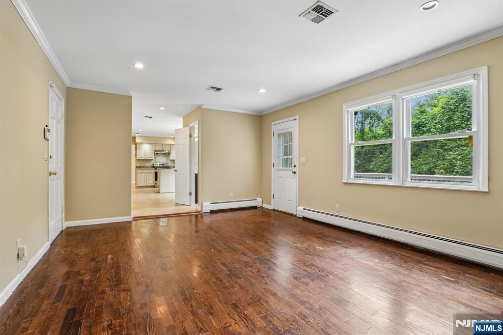 39 Maple Avenue Demarest, NJ 07627 - Photo 9 of 49
