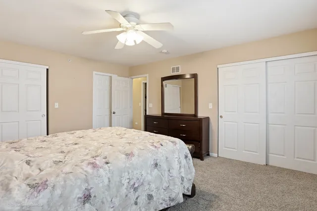 $355,000 | 14852 Park Avenue, Oak Forest, IL 60452