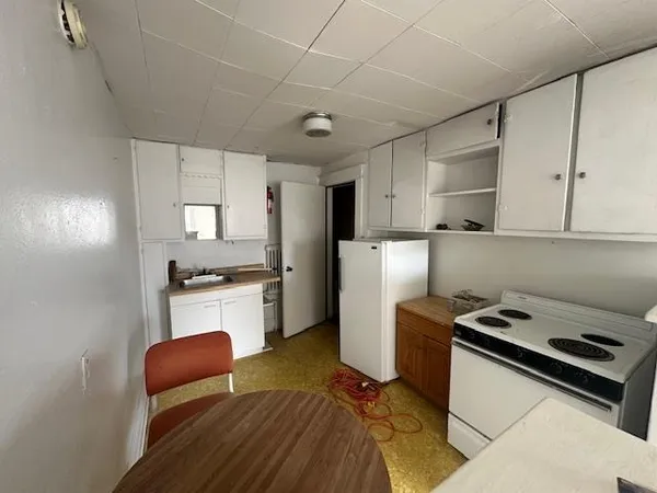 $275,000 | 120 East Sheridan Street, Ely, MN 55731